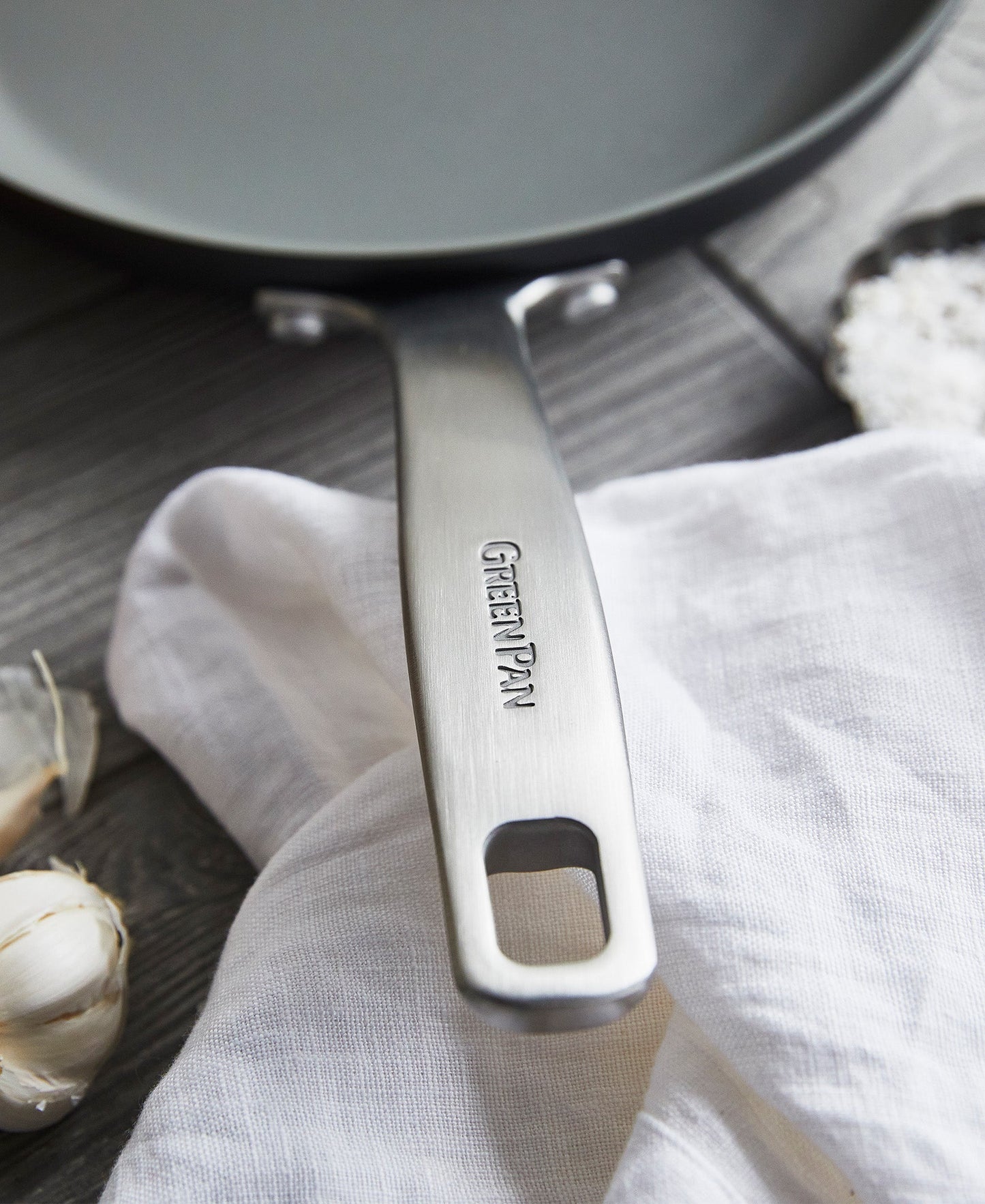 Chatham Nonstick. Ceramic Fry Pan. 11